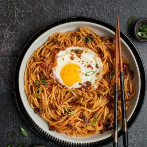 Egg noodles with spring onion,